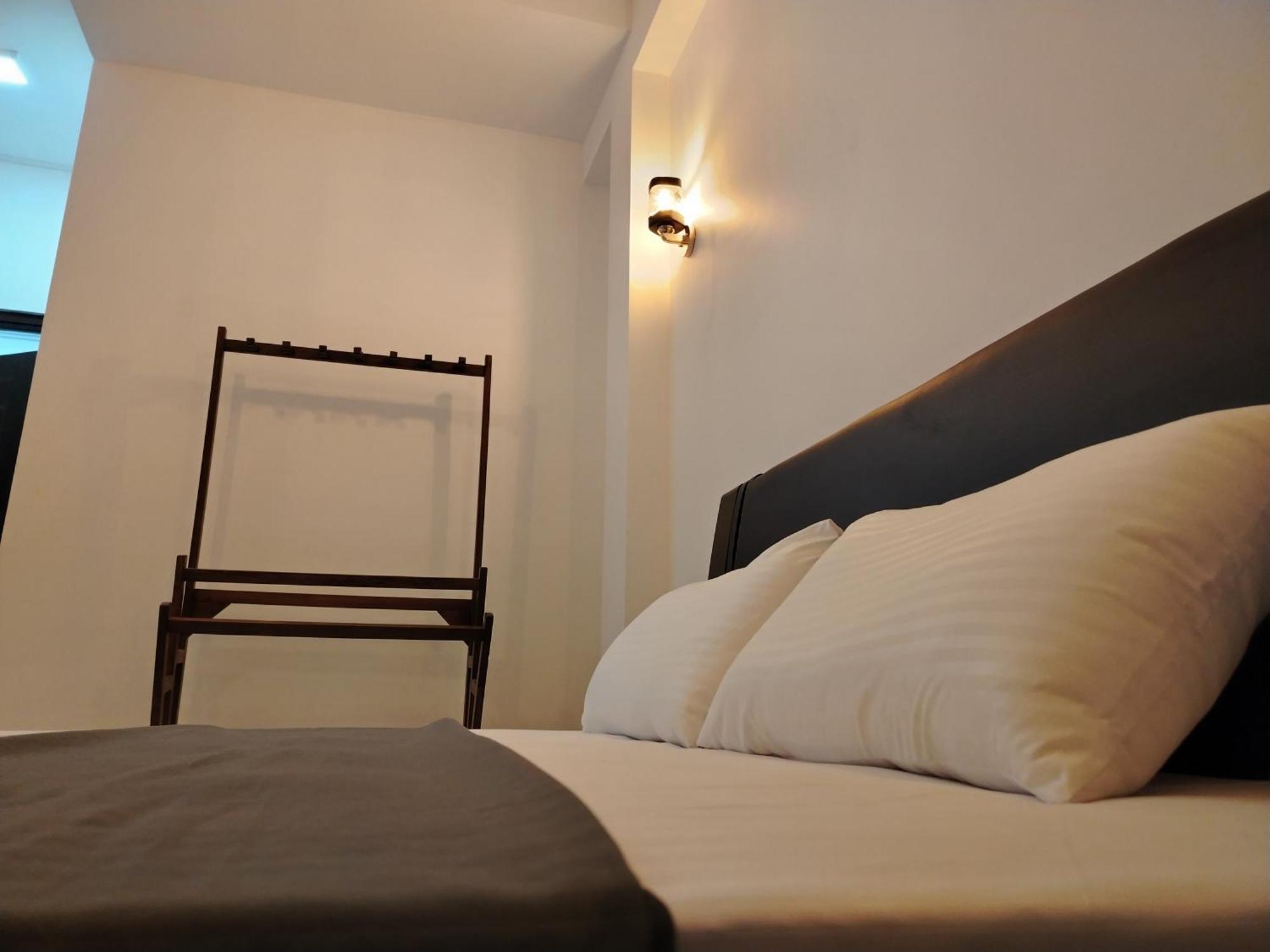 Diora Hotel Ратнапура Стая снимка