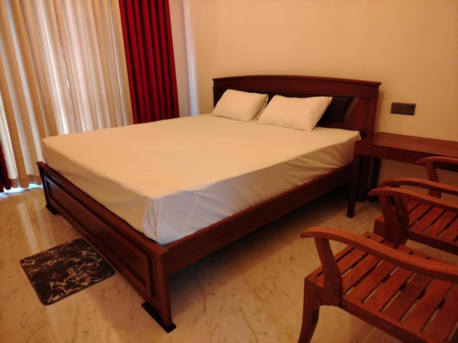 Diora Hotel Ратнапура Екстериор снимка
